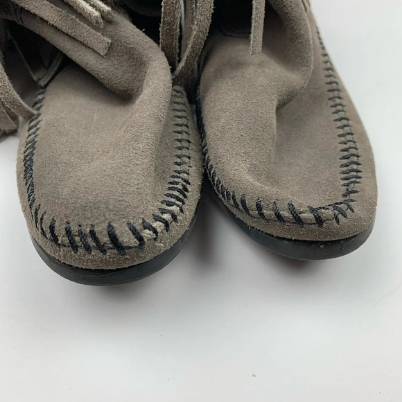 Minnetonka 3 Layer Fringe Boots Western Suede - Picture 5 of 7